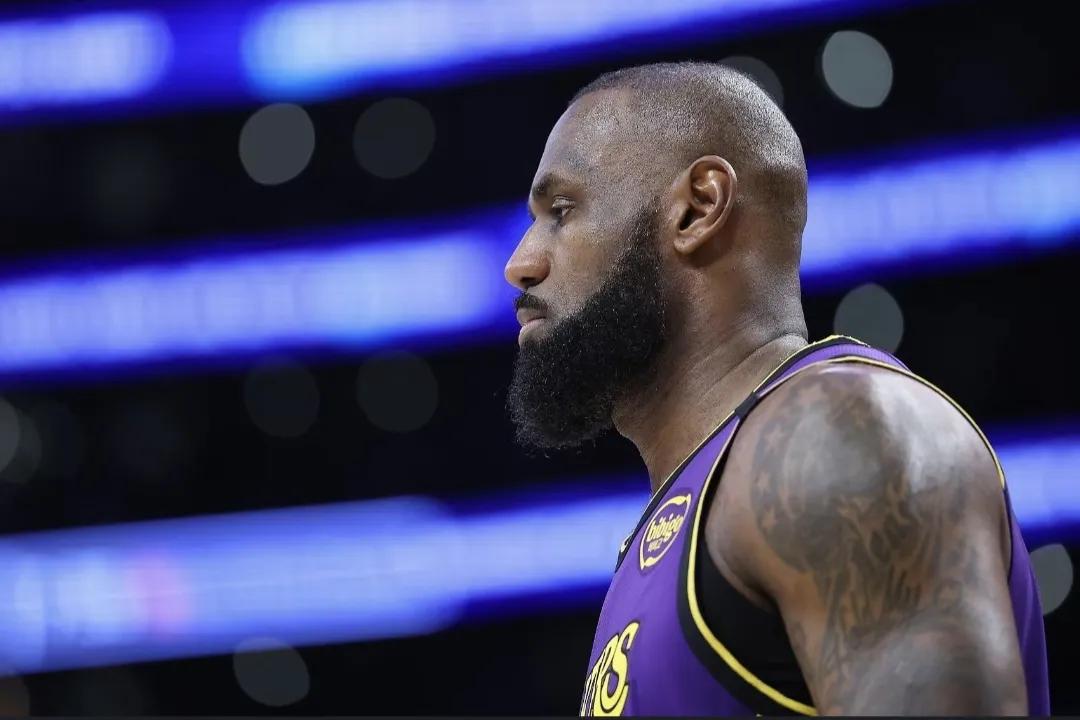 凯尔特人主场惜败湖人，郁闷失利的简单介绍